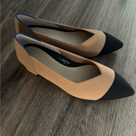 NWOB Rothy's Tan and Black Short-heeled Flats - Picture 7 of 9